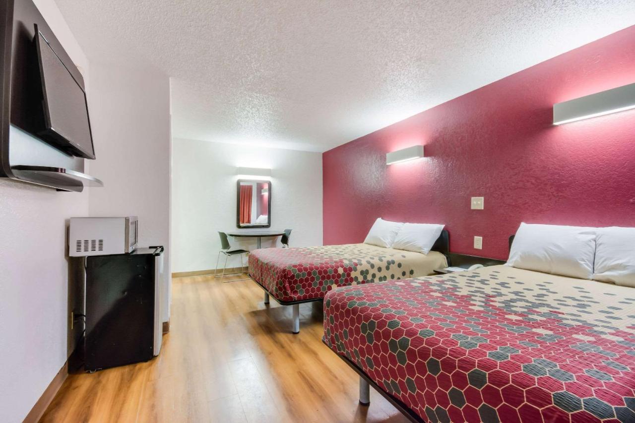 Econo Lodge Del City Экстерьер фото