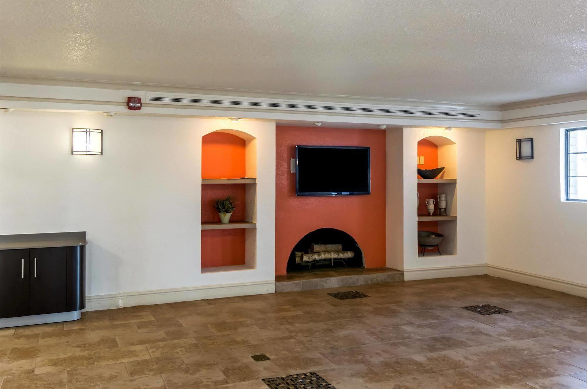 Econo Lodge Del City Экстерьер фото