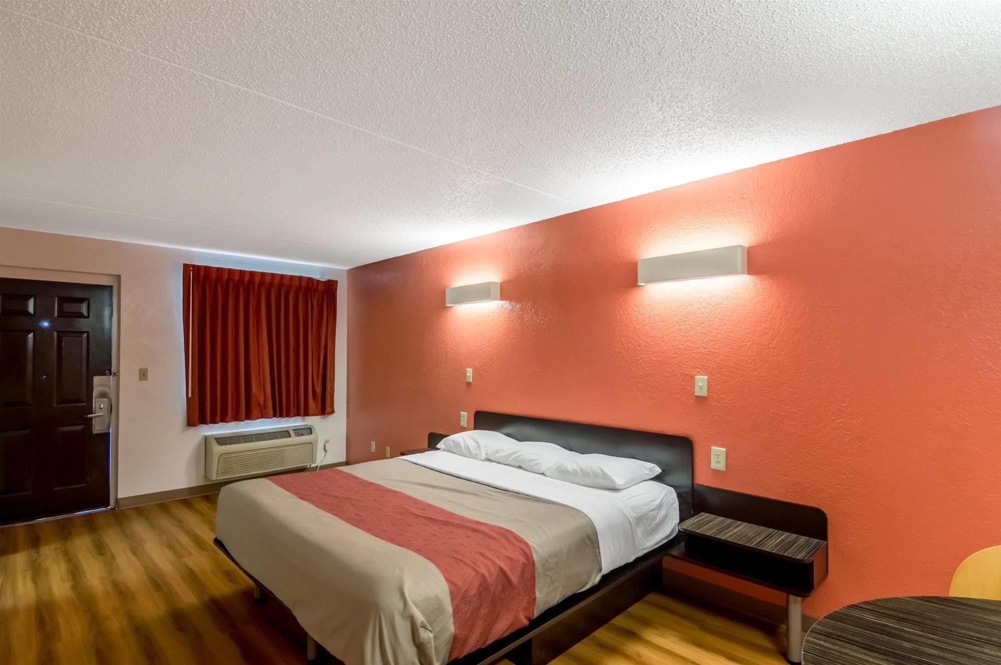 Econo Lodge Del City Экстерьер фото
